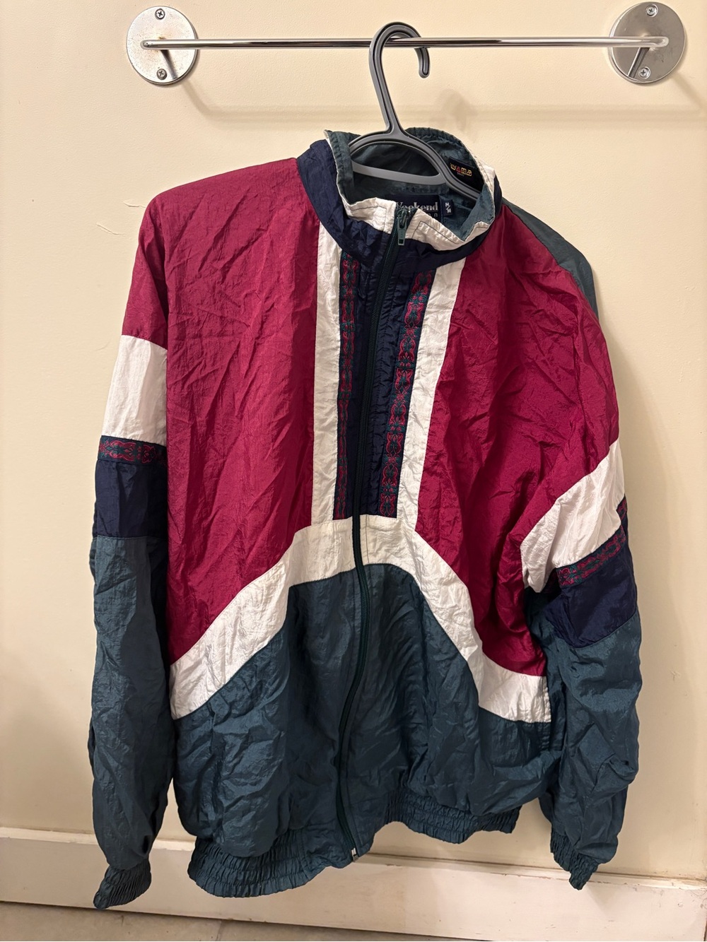 Colorblock Windbreaker Jacket in Burgundy, Navy & White